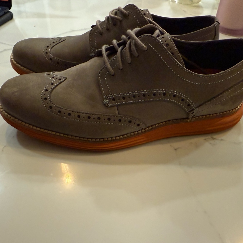 Cole Haan Men's Gray Suede Wingtip Oxfords, 8.5